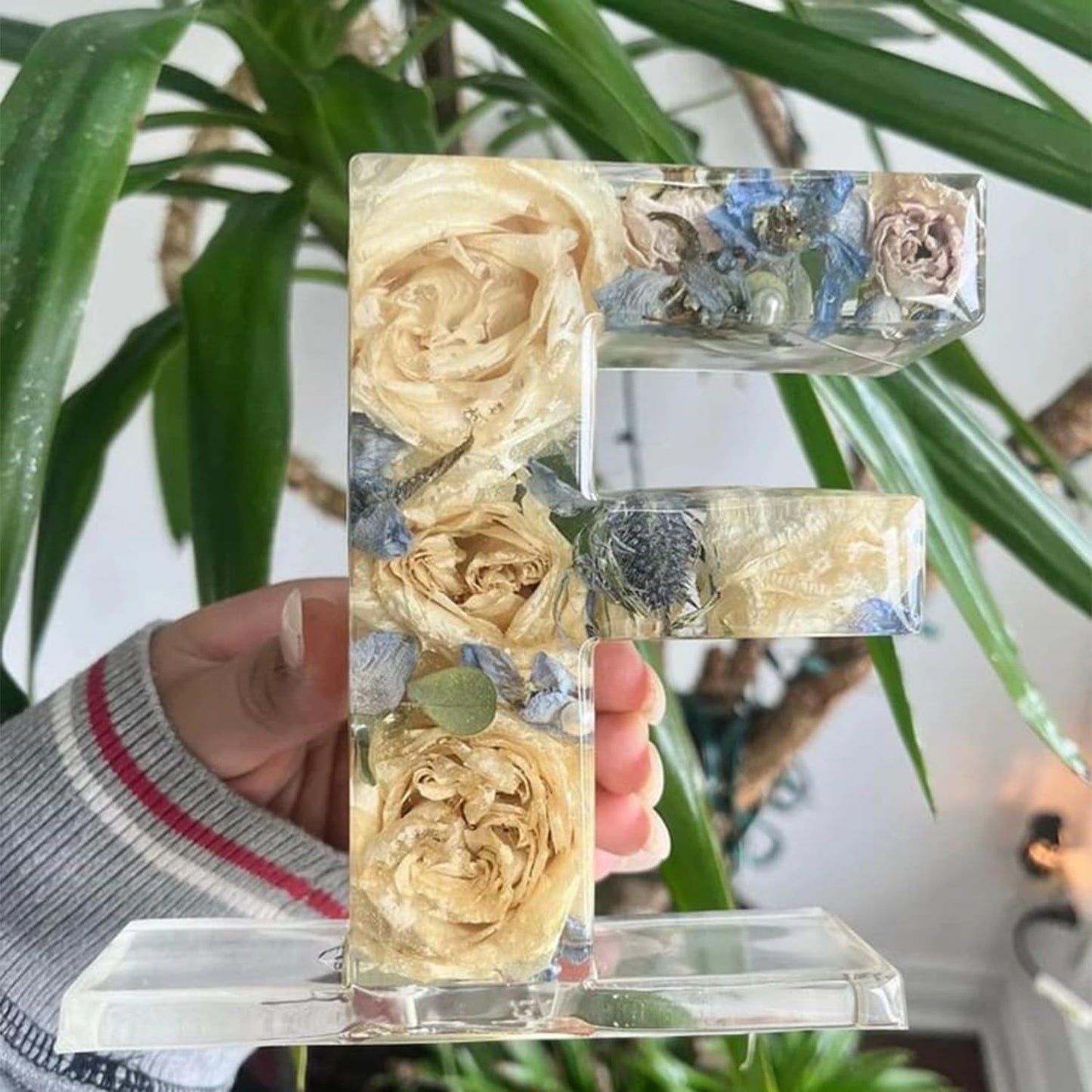 🌸 Handmade Floral Resin Letter LED Night Light ✨ (M)